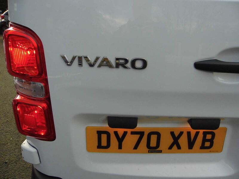 VAUXHALL VIVARO 1.5 Turbo D 2900 Dynamic L2 H1 Euro 6 (s/s) 6dr 2020