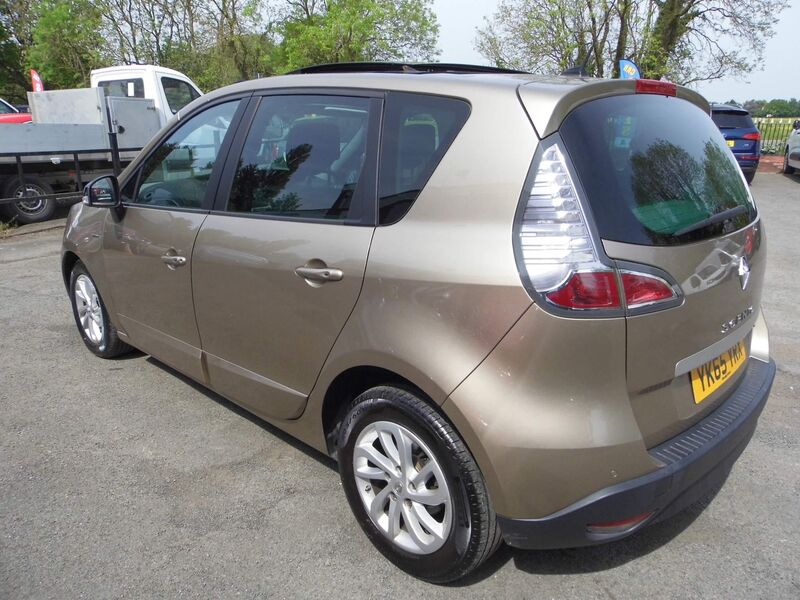 RENAULT SCENIC 1.5 dCi Limited Nav Auto Euro 6 5dr 2015