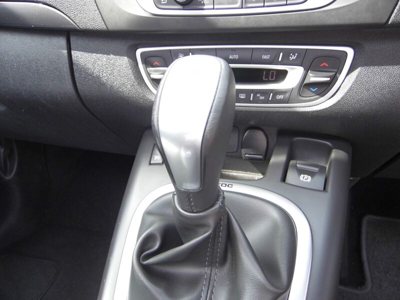 RENAULT SCENIC 1.5 dCi Limited Nav Auto Euro 6 5dr 2015