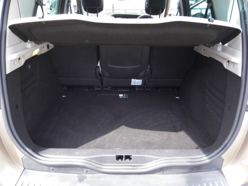 RENAULT SCENIC 1.5 dCi Limited Nav Auto Euro 6 5dr 2015