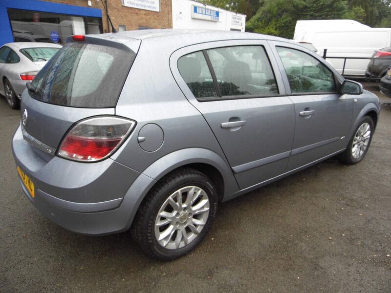 VAUXHALL ASTRA 1.6 VVT 16v Active Plus 5dr 2009