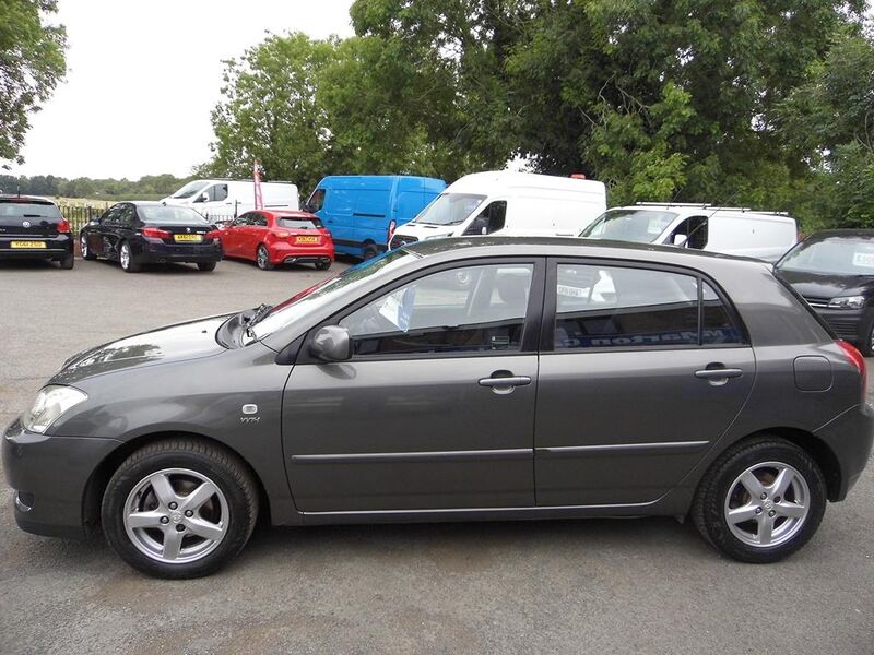 TOYOTA COROLLA 1.4 VVT-i T3 5dr 2003
