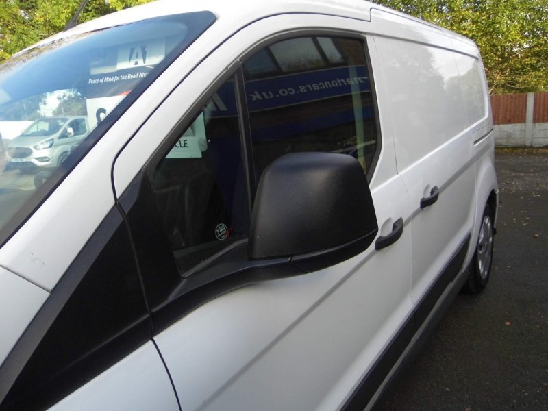 FORD TRANSIT CONNECT 1.5 TDCi 210 Trend L2 H1 5dr 2018