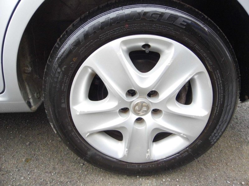 VAUXHALL ZAFIRA 1.7 CDTi ecoFLEX Exclusiv Euro 5 5dr 2011