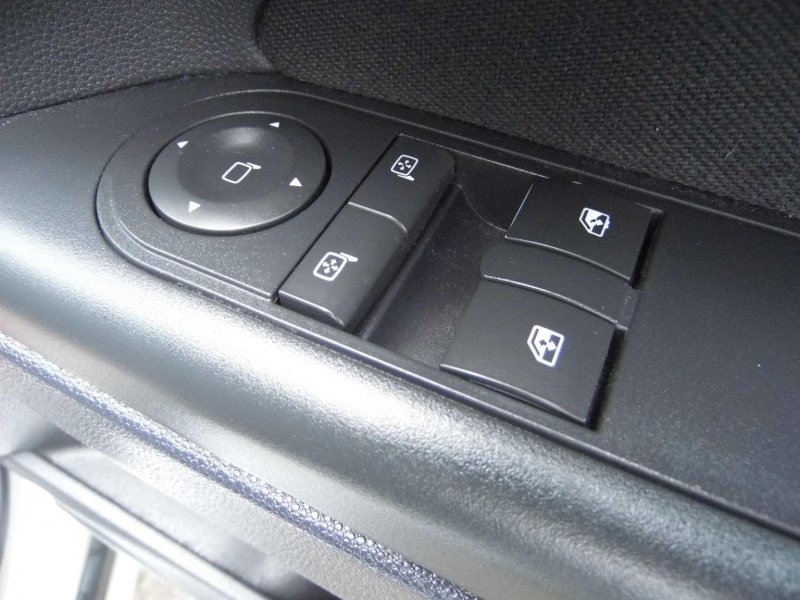 VAUXHALL ZAFIRA 1.7 CDTi ecoFLEX Exclusiv Euro 5 5dr 2011