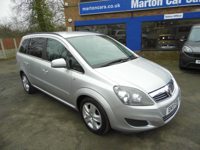 VAUXHALL ZAFIRA 1.7 CDTi ecoFLEX Exclusiv Euro 5 5dr 2011