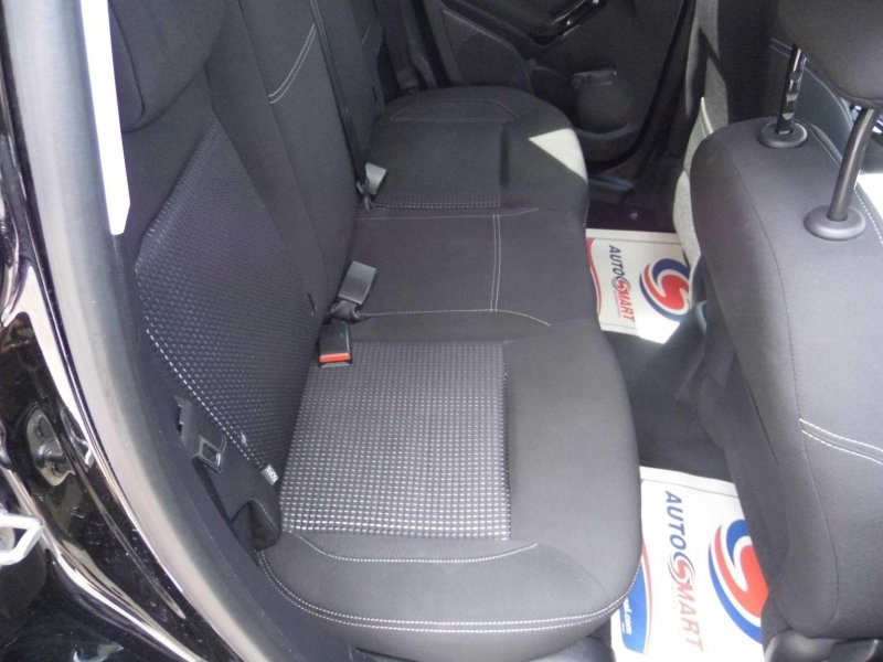 PEUGEOT 208 1.2 PureTech Allure Euro 6 5dr 2017