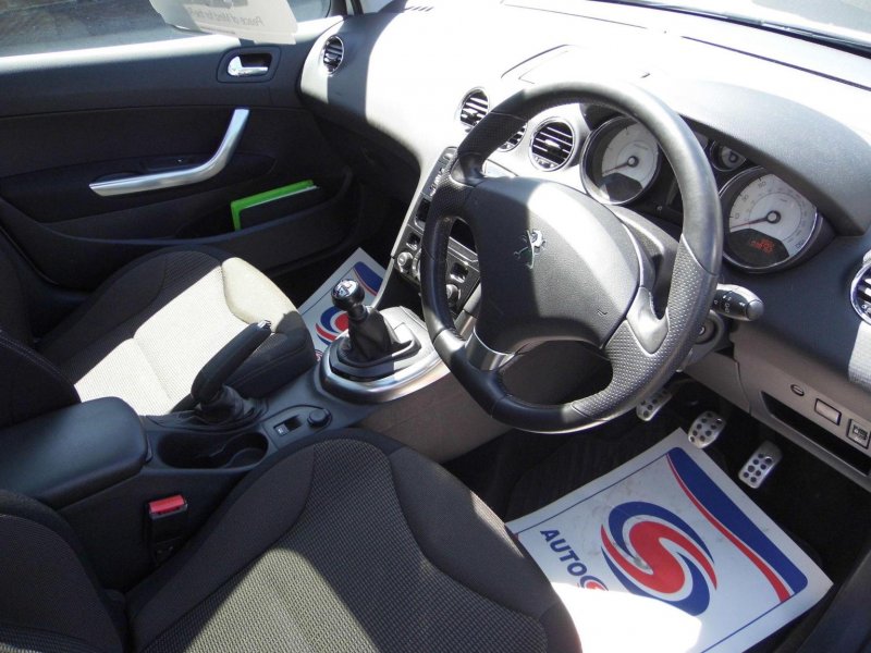 PEUGEOT 308 1.6 e-HDi Active Euro 5 (s/s) 5dr 2014